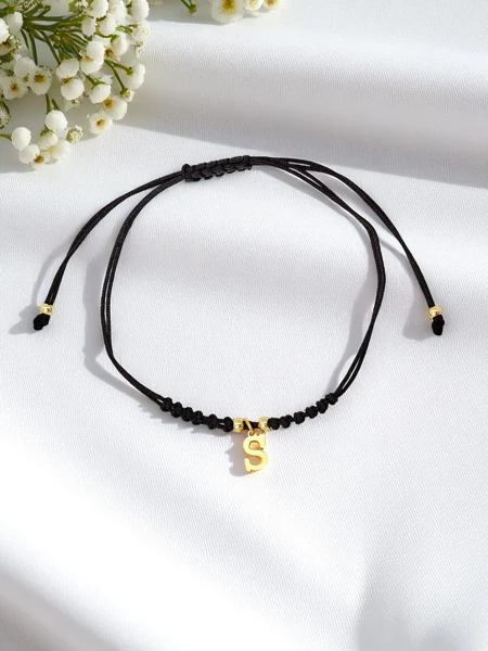 Women's bracelet with the letter S