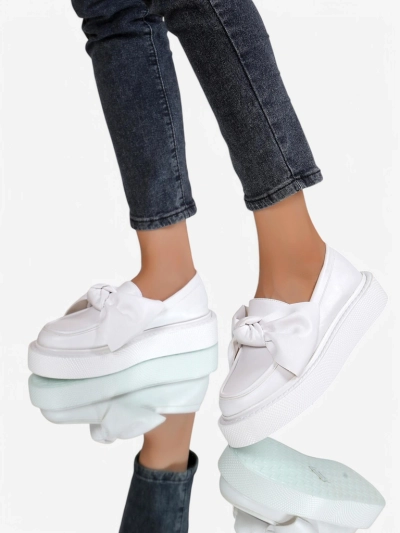 Royalfashion Elegant naiste mokassiinid paelaga Ortto