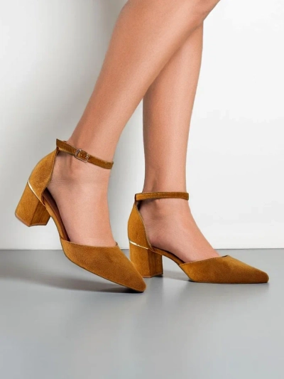 Royalfashion Women’s low-heeled pumps Caelda