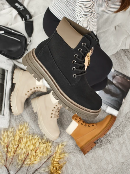 Women's Avienne Trapper Boots