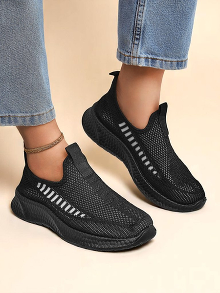 Royalfashion Naiste pealistõmmatavad sportlikud riidest tossud Sport Slip-On