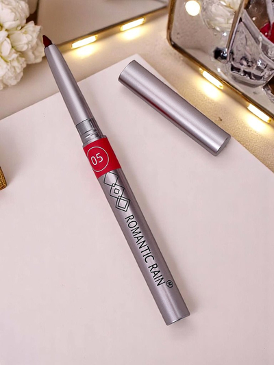 Lip pencil in the color Agnes