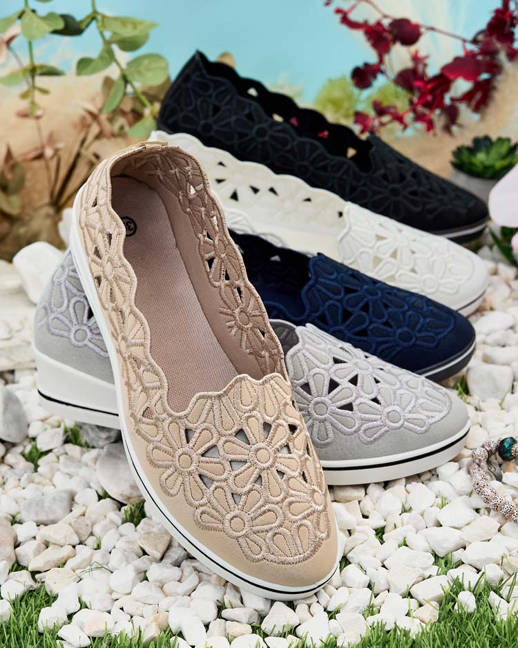 Royalfashion Women's low-heeled half shoes Dellio