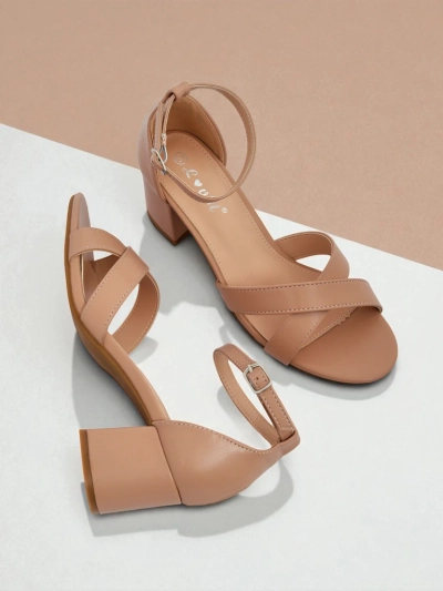 Royalfashion Women's sandals with a low block heel Eleganza Strap