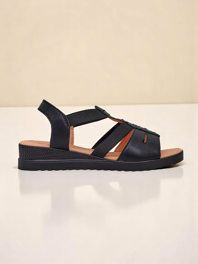 Royalfashion naiste sandaalid madalal kiilkontsal Sora