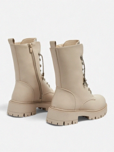 Öko-nahast paeltega naiste poolsaapad Farly