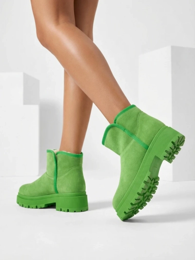 Royalfashion Lühikesed saapad a'la lumesaapad naistele Suurused