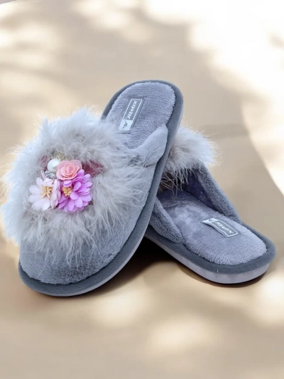 Женские меховые шлепанцы Royalfashion с цветами Ederra