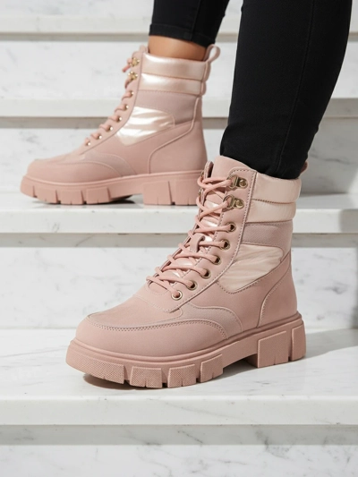 Bootsy Fuego Rosa - Stylish Women's Flat Heel Boots