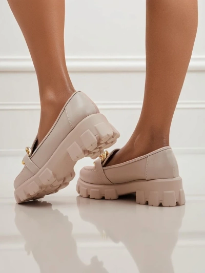 Женские бежевые лоферы Callista с цепью, плоский каблук, экокожа