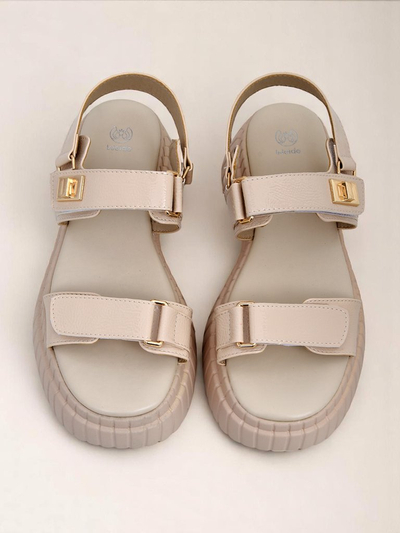 Royalfashion Women's sandals on a thicker sole Aganda