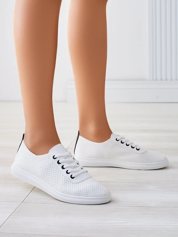 Royalfashion Naiste aetud tossud Tareb