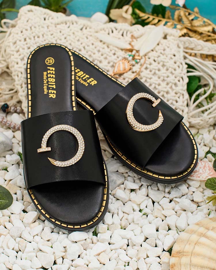 Royalfashion Naiste flip-flopid Omerta lapikpall