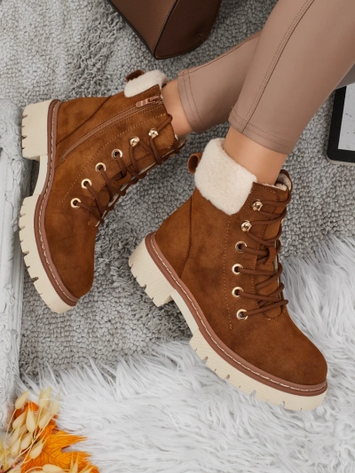 Naiste karvase voodriga matkasaapad Tessara