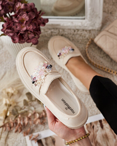 Royalfashion Женские мокасины с разноцветными бусинами Karonia