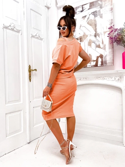 Royalfashion Women’s set with a top that reveals and a knee-length dress