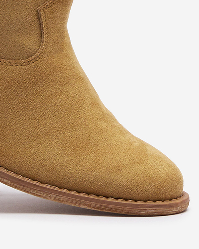 Kowbojki na krytym koturnie w kolorze camel Bluestone - Obuwie