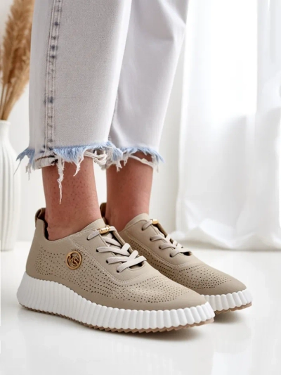 Royalfashion Naiste sportlikud perforatsiooniga sneekerid Tobin