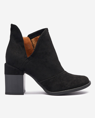 Women's boots on the post with cut-outs in black. Encura- Footwear