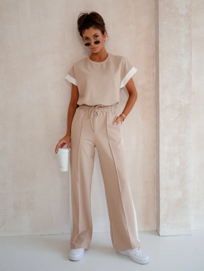 Royalfashion Naiste puuvillane komplekt lühikeste varrukatega ja laienevate pükstega