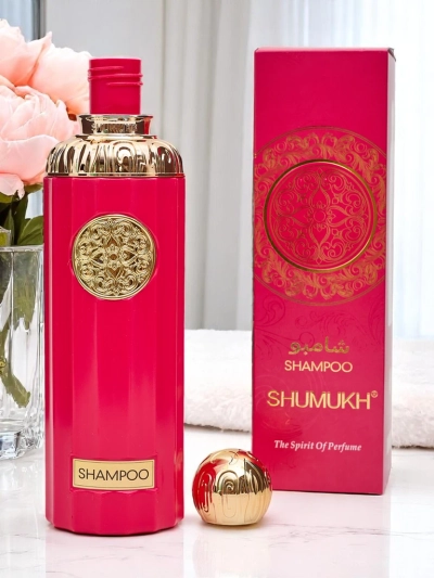 Moisturizing and regenerating hair shampoo