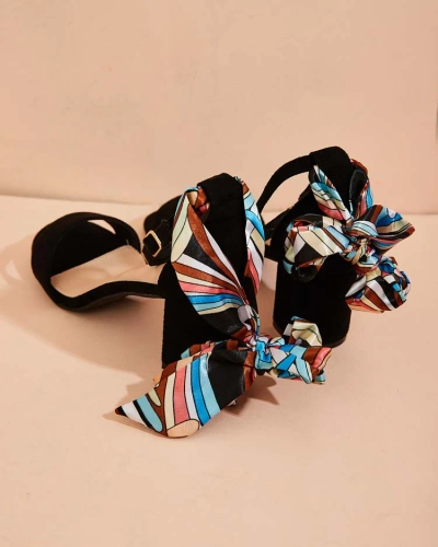 Royalfashion Naiste Post Sandaalid Notrit