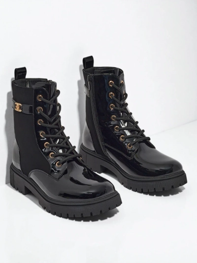 Ботинки на шнуровке из матовой и лакированной экокожи Alvinea
