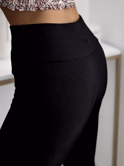 Women's Black Ribbed Leggings - Clothing