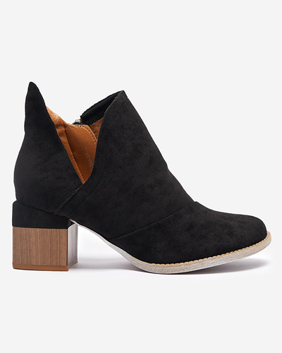 Black women's insulated boots on a brown Karela post - Footwear