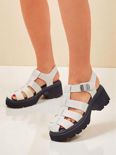 Royalfashion Naiste Rooma stiilis sandaalid Bratz