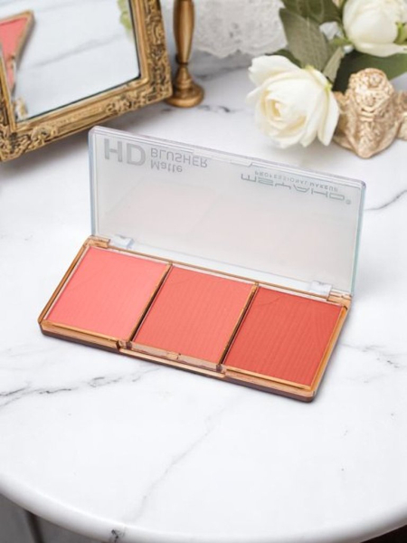 Palette of 3 shades of matte blush for cheeks, color Cool Rose