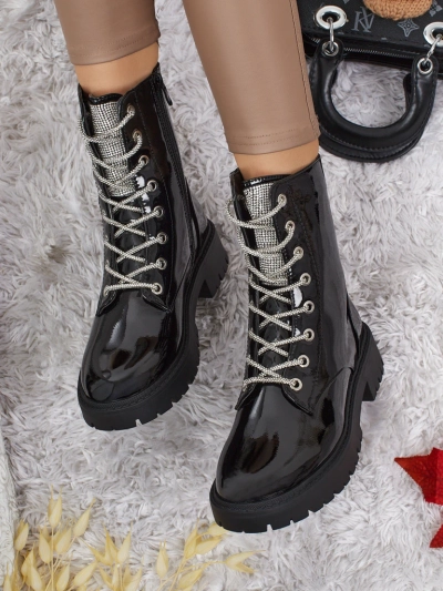 Lakitud paeltega naiste poolsaapad Fjorra