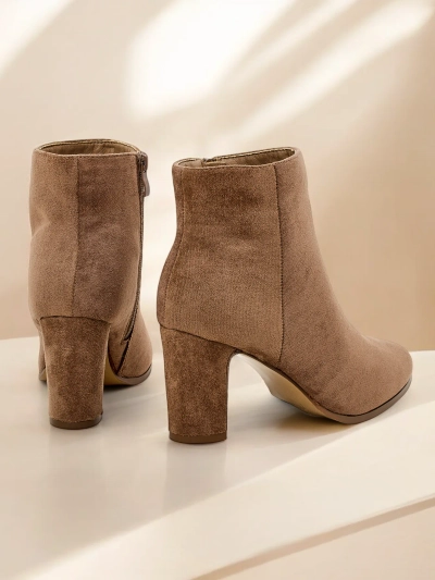 Royalfashion Women's ankle boots on the heel Wierod