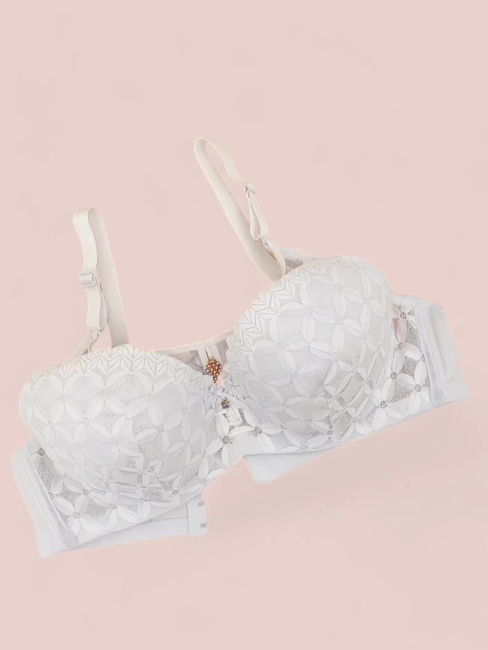 Royalfashion Women's padded bra with lace