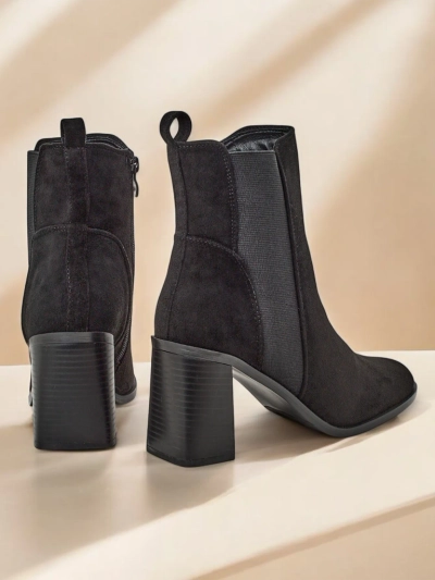 Royalfashion Women's ankle boots on the heel Enotto