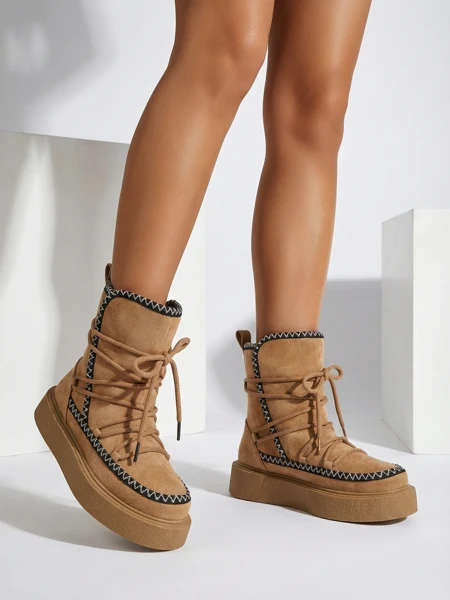 Royalfashion Naiste nööridega lumi saapad Siozi