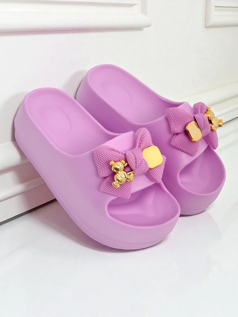 Royalfashion Женские резиновые шлепанцы с декоративным бантом Alday