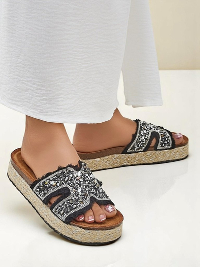 Royalfashion Women's slippers with Candy Candy decorations