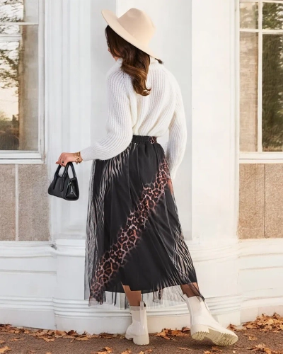 Женская юбка-миди от Royalfashion с узором и фатином.