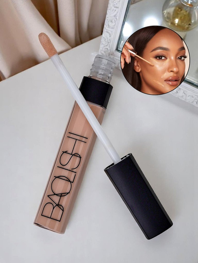 Face concealer in the shade Fair