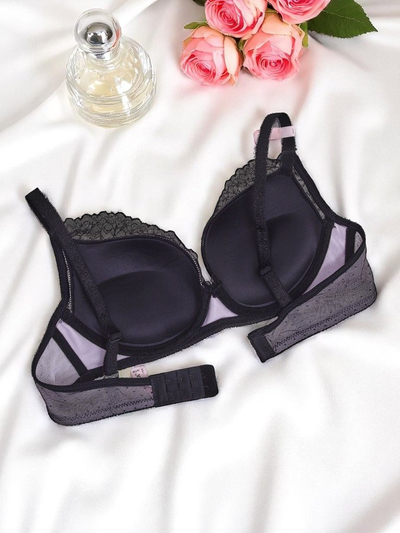 Royalfashion Naiste pitsiga push-up rinnahoidja Romance Push-Up