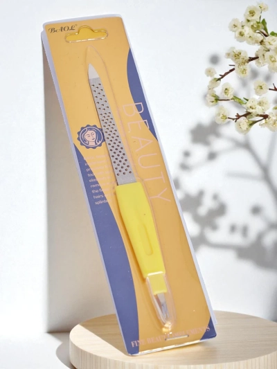 Perforated nail file with knurl