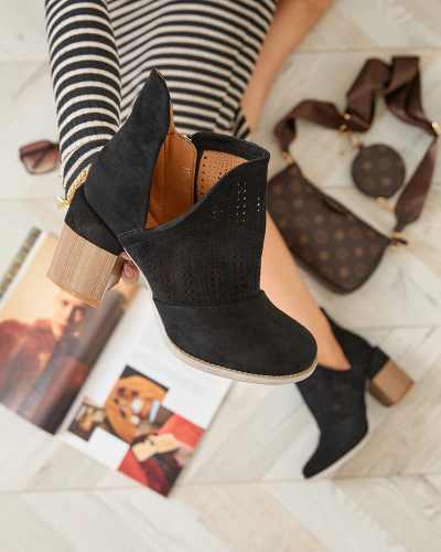 Royalfashion Openwork post boots in black Revivela
