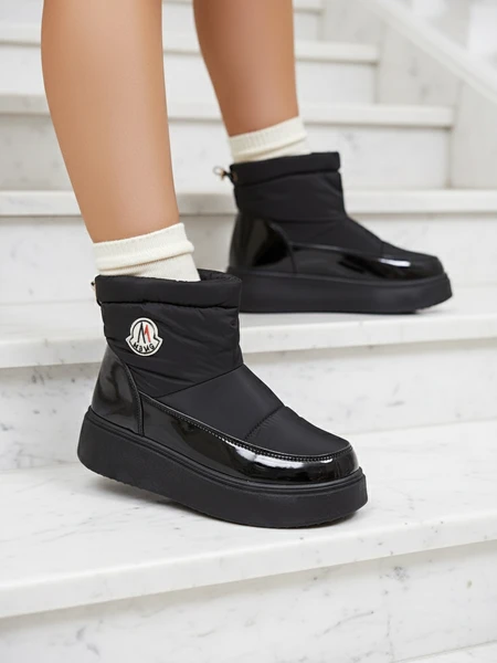 Royalfashion Женские сапоги-слипы черного цвета Ademra