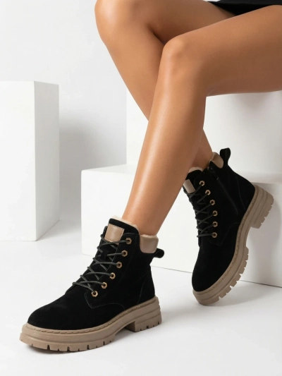 Royalfashion Mustad ja pruunid naiste isoleeritud trapperisaapad Radoras