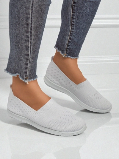 Valged naiste Ariadne baleriinad hingavast kangast tasasel tallal