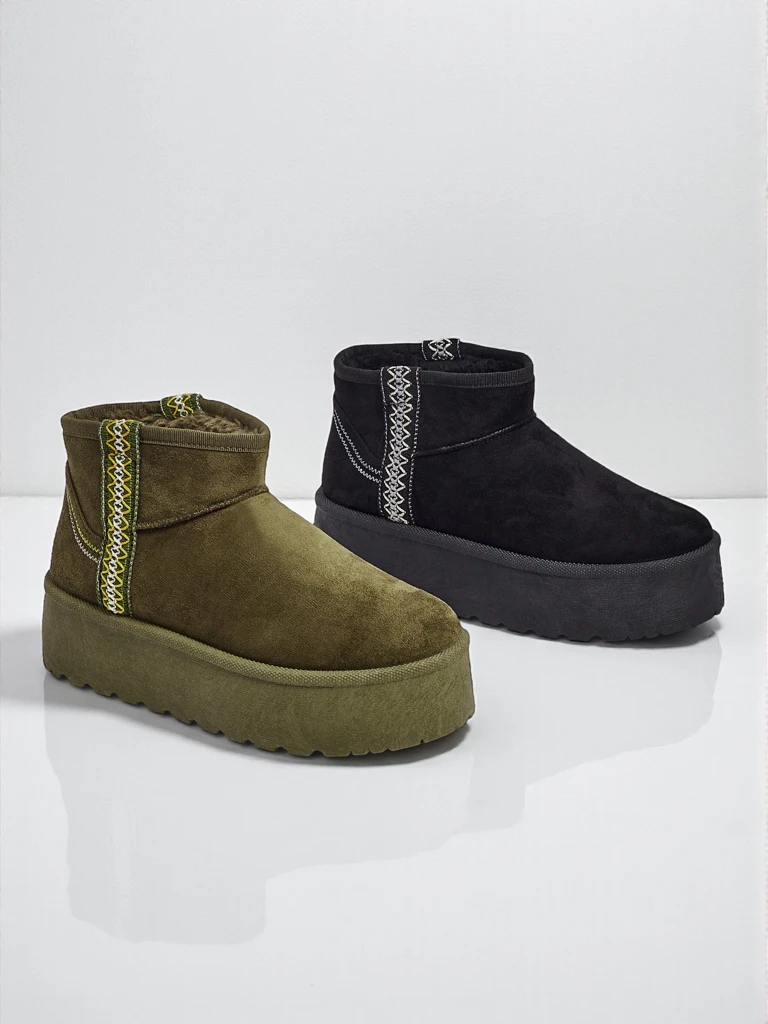 Короткие женские ботинки a'la снегоходы Althea