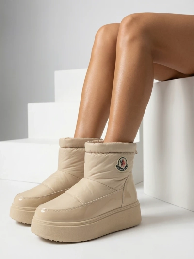 Royalfashion Women's slip-on snow boots in beige color Ademra