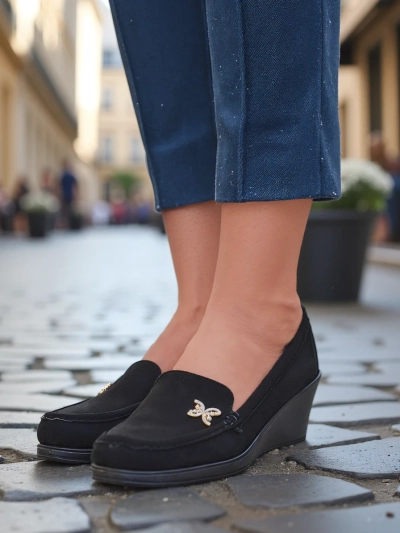 Royalfashion Women's moccasins on a low wedge Lomman