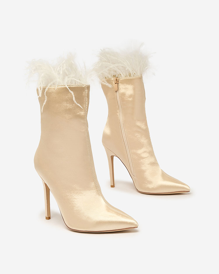 Royalfashion Бежевые женские перьевые сапоги Wenelika